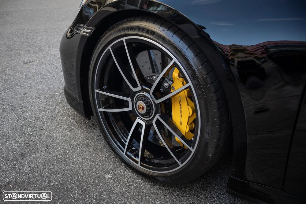 Porsche 911 (992) Turbo S PDK - 6