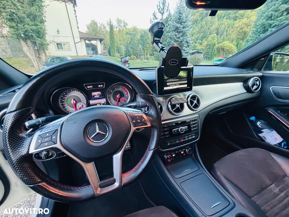 Mercedes-Benz CLA 200 - 18