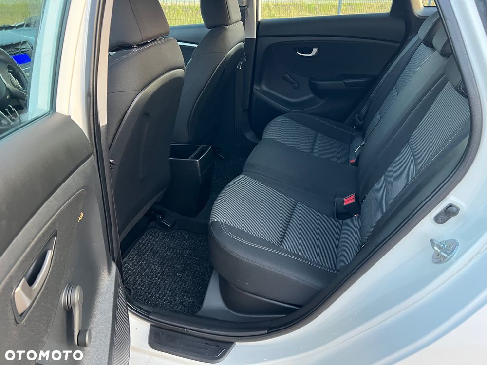 Hyundai i30 1.4 Classic - 18