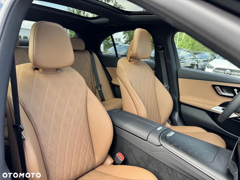 Mercedes-Benz Klasa E 220 d mHEV 4-Matic AMG 9G-Tronic - 13