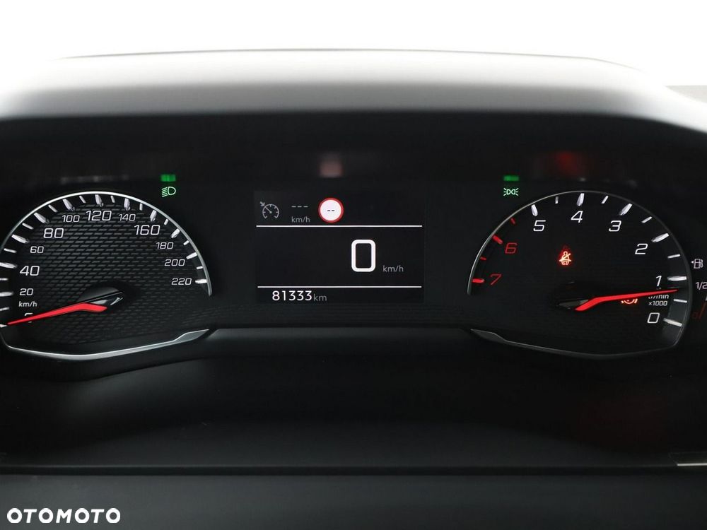 Peugeot 2008 PureTech 100 Style - 23