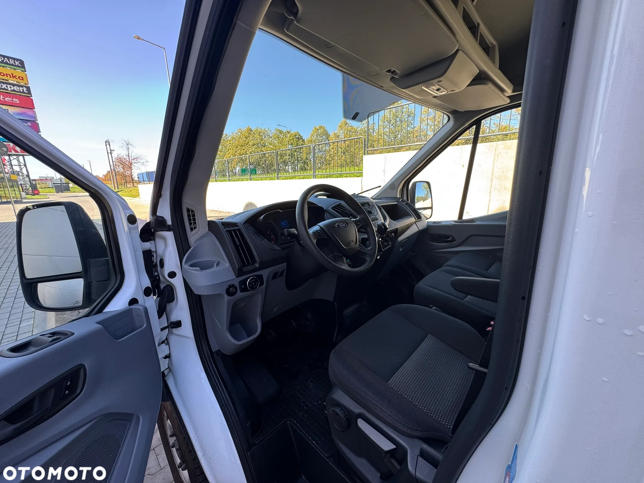 Ford Transit - 8