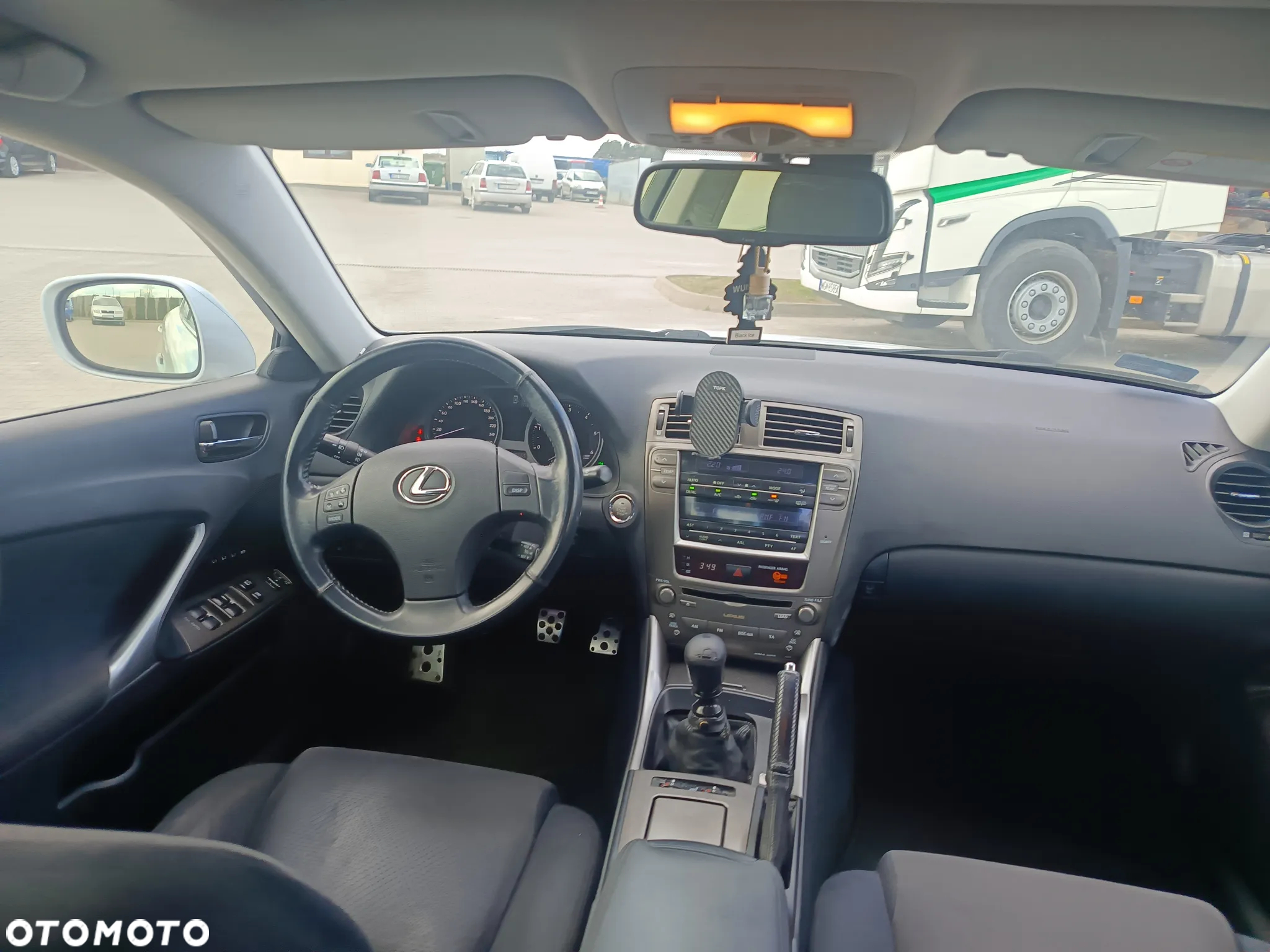 Lexus IS 220d - 7