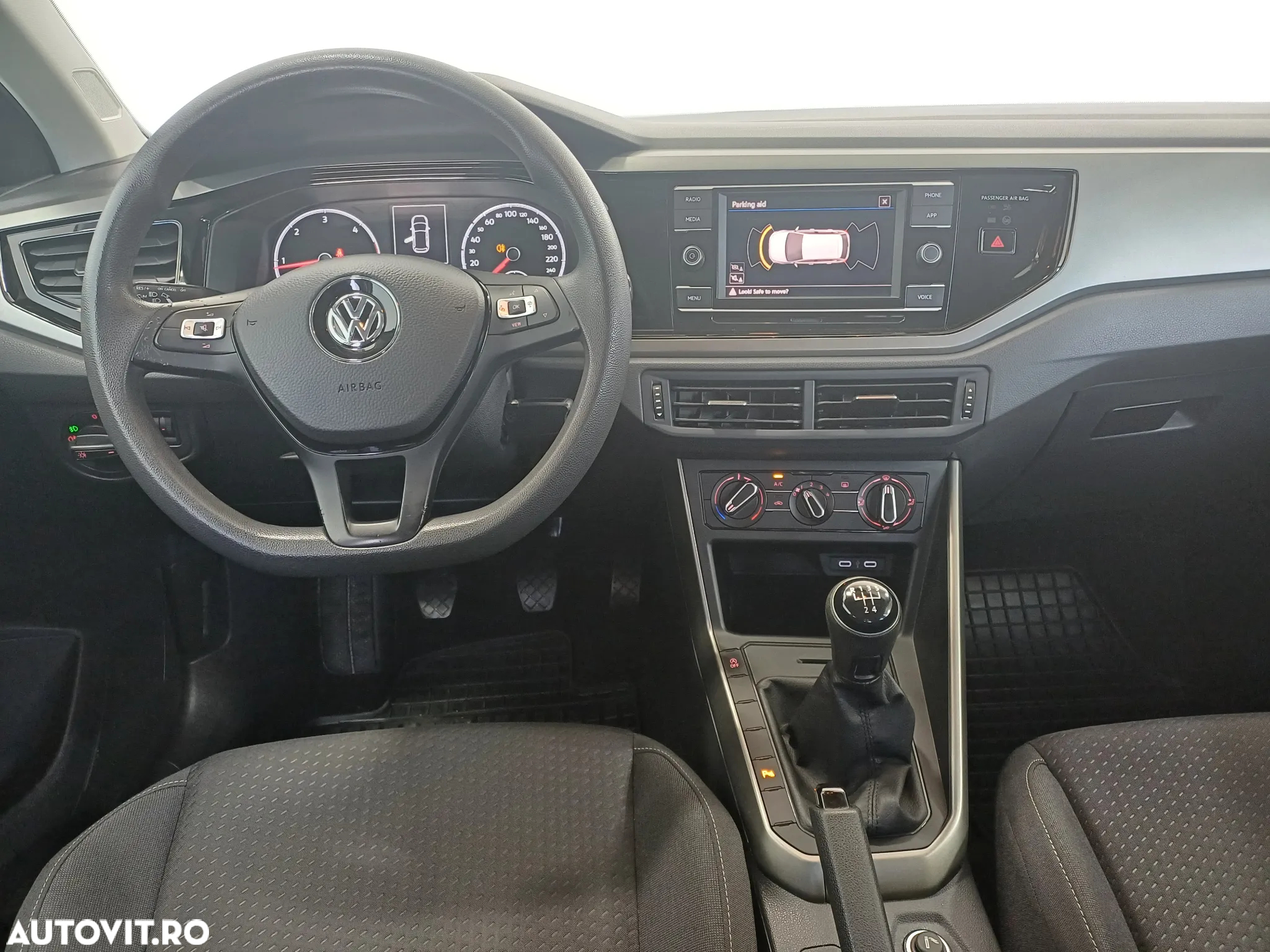 Volkswagen Polo - 7