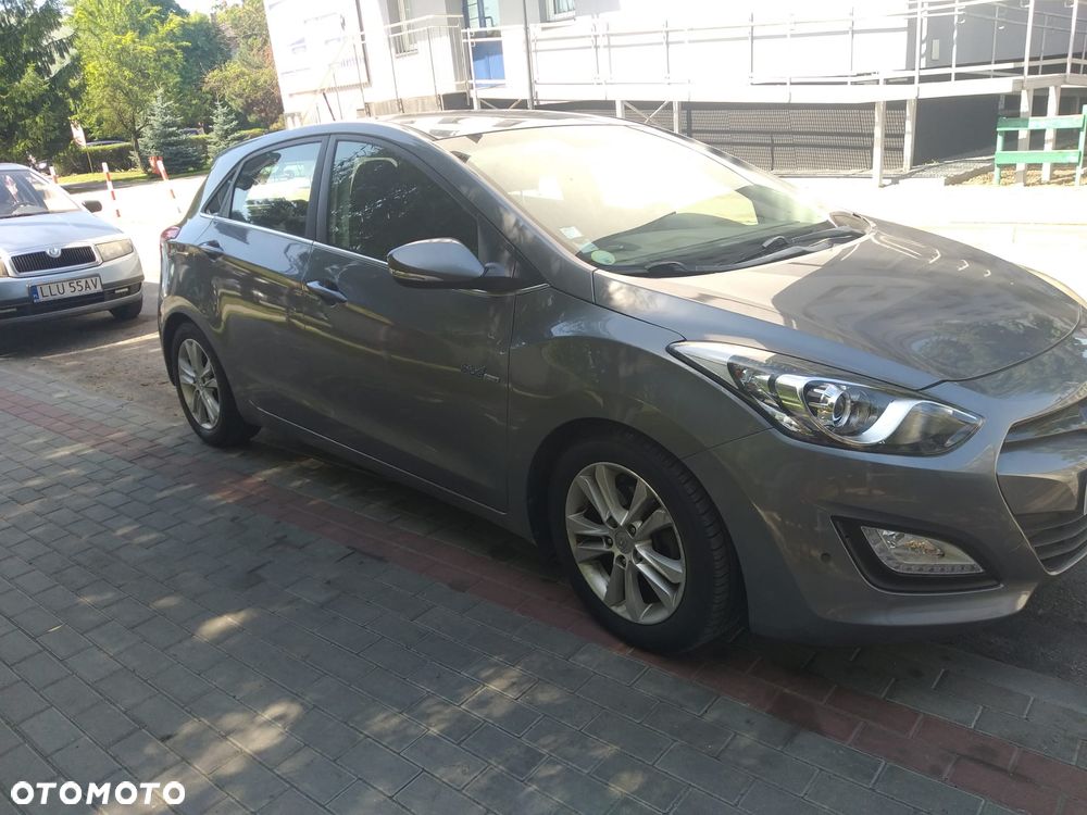 Hyundai i30 1.6 CRDi Fifa World Cup Edition - 20