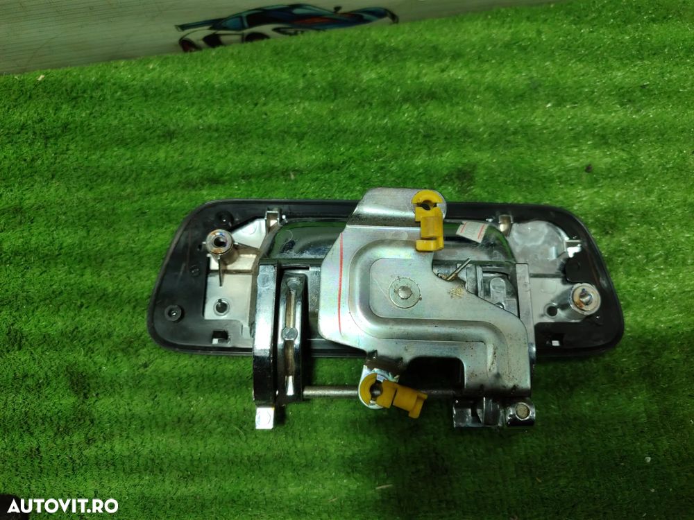 MANER CROMAT OBLON BENA ISUZU D-MAX 2012-2020 COD OEM Y8079020  (5G2) - 4