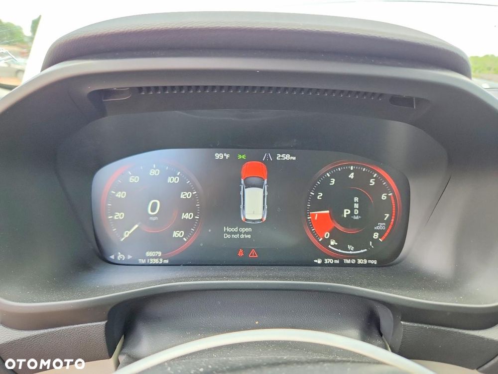 Volvo XC 40 T4 AWD Geartronic Momentum Pro - 10