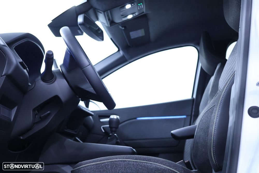 Renault Captur - 25