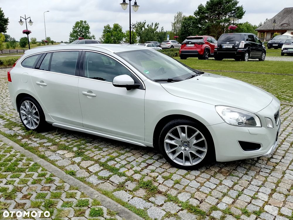 Volvo V60 - 11