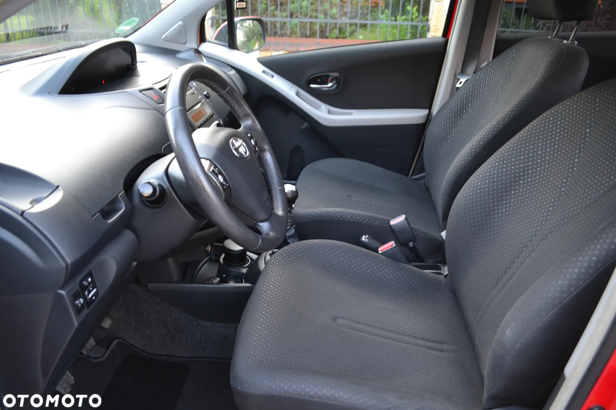 Toyota Yaris - 14