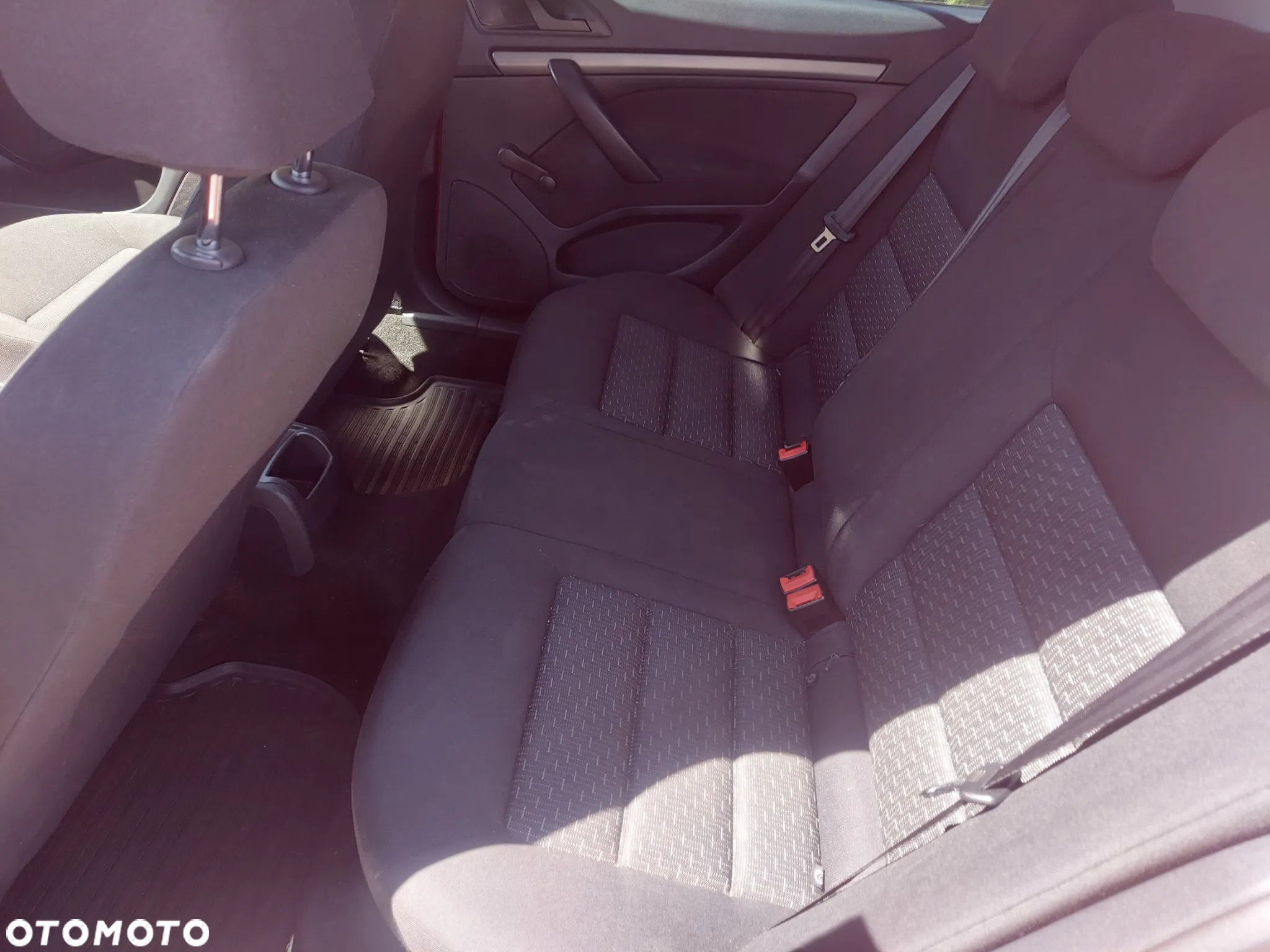 Skoda Octavia 1.4 Ambiente - 8