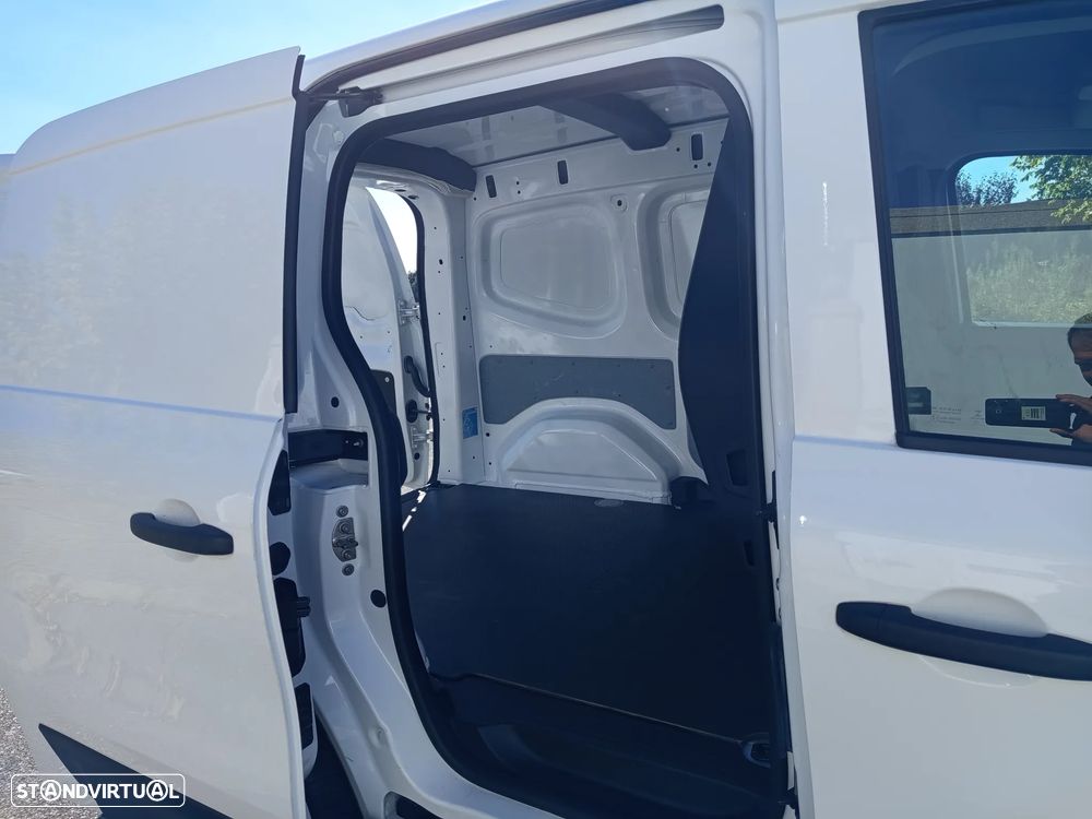 Renault Kangoo Advanced 22KW Charger - 9