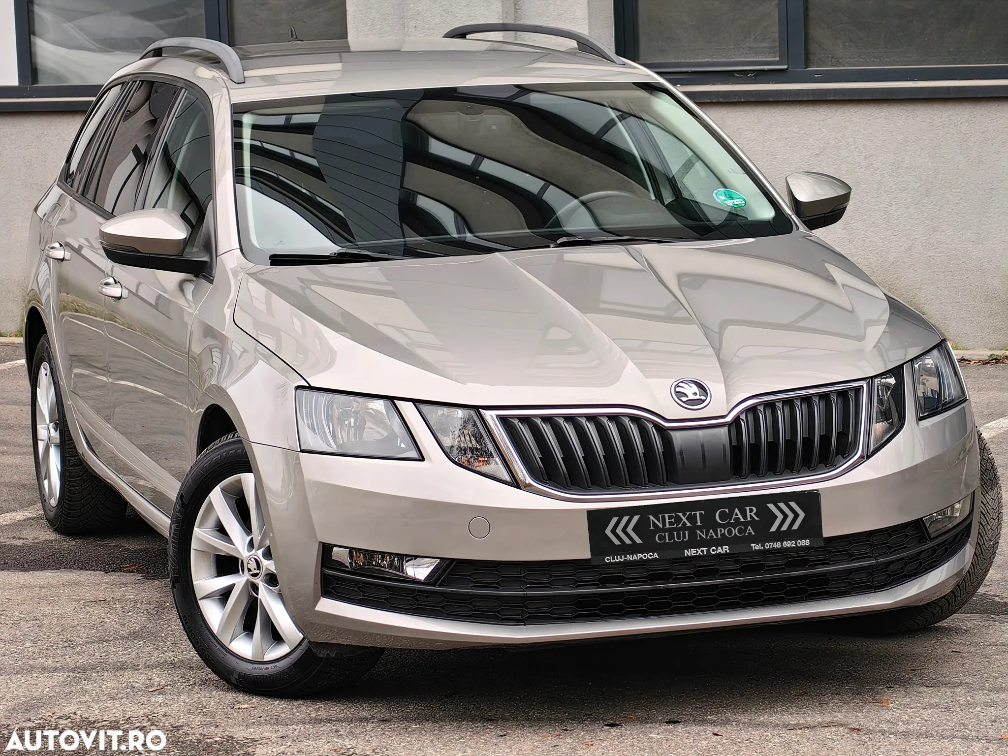 Skoda Octavia 1.6 TDI DSG Soleil - 2