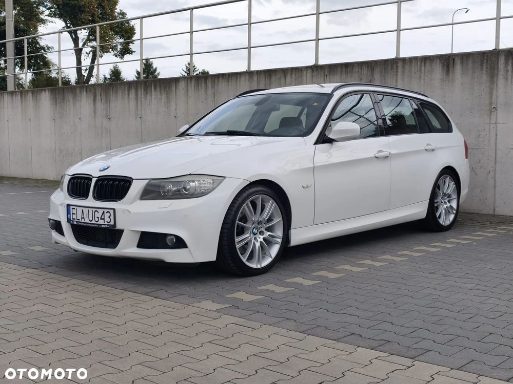 BMW 330D 2011 photo 4
