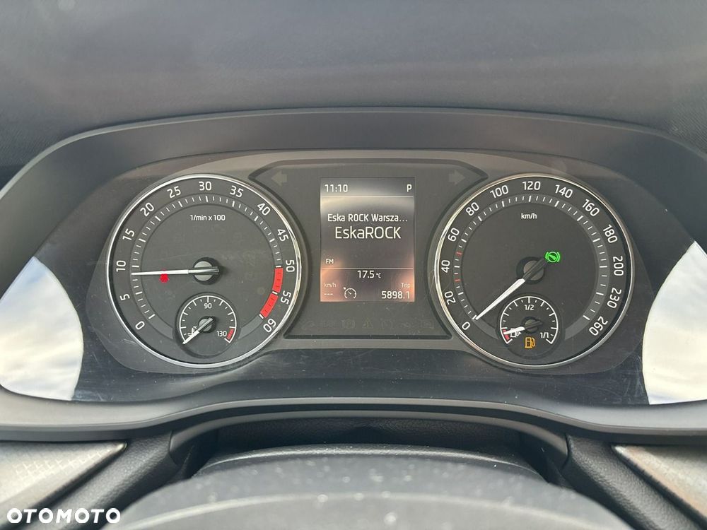 Skoda Octavia 2.0 TDI Ambition DSG - 22