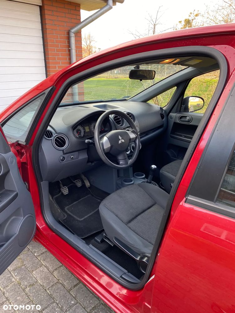 Mitsubishi Colt 1.3 Inform - 10