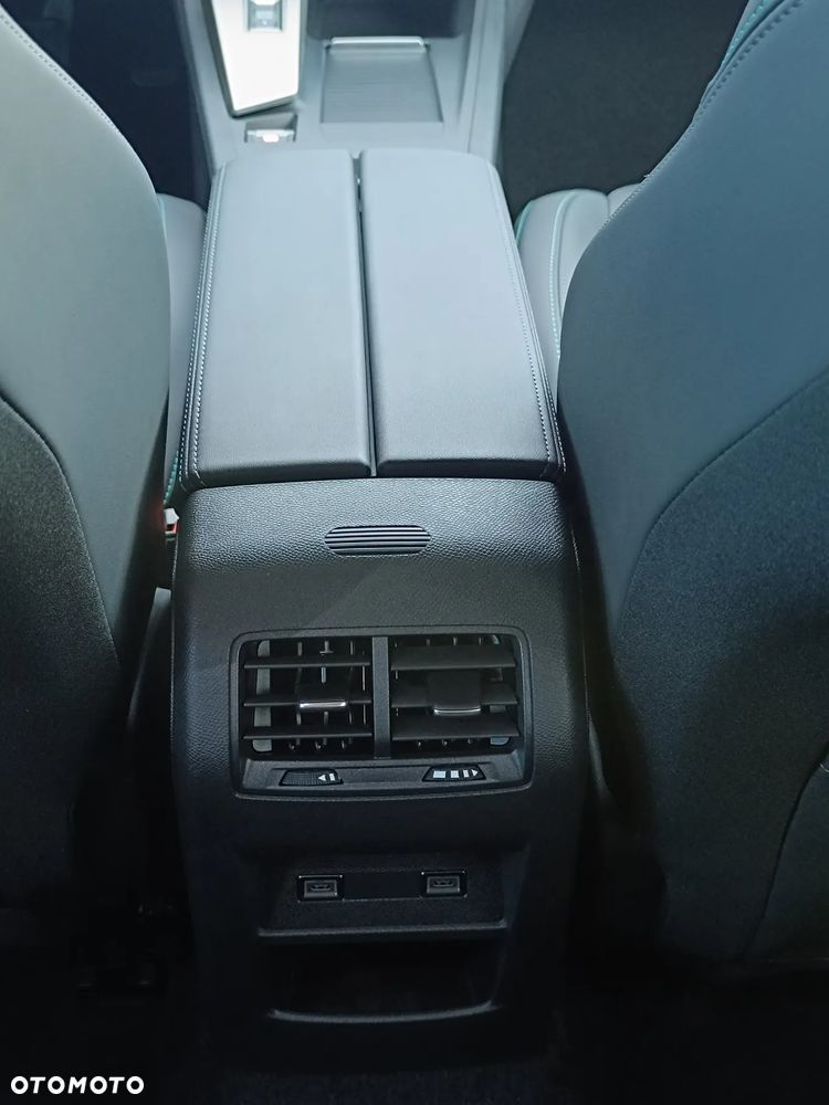 Peugeot 308 1.2 mHEV Allure S&S e-DCS6 - 21