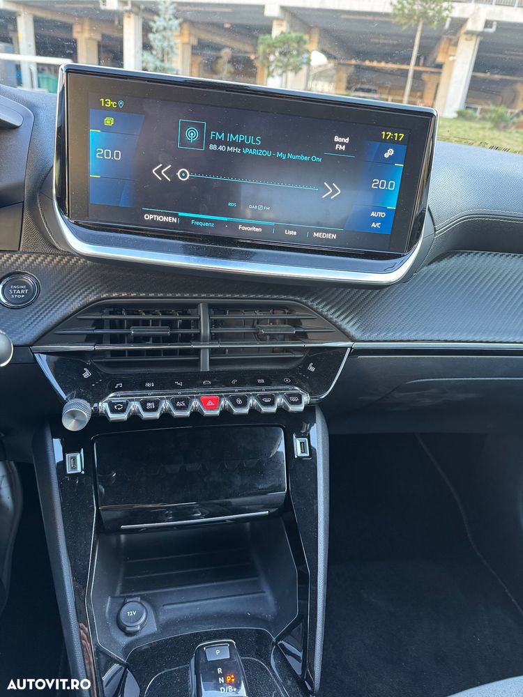 Peugeot 208 e-208 GT Pack - 12