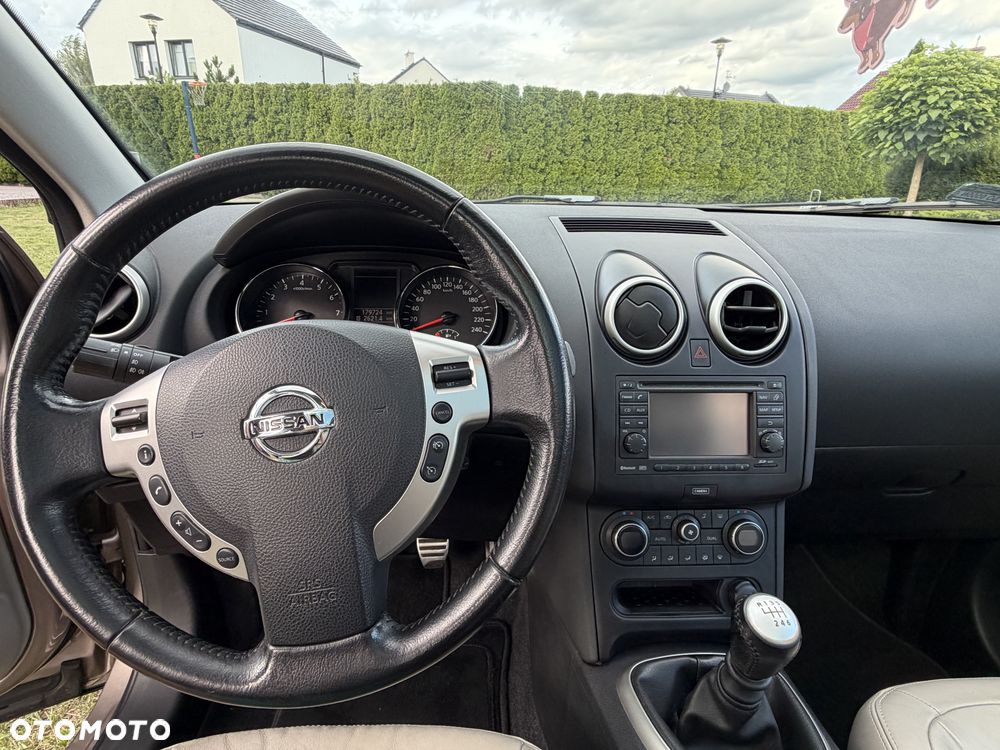 Nissan Qashqai 2.0 Tekna - 12