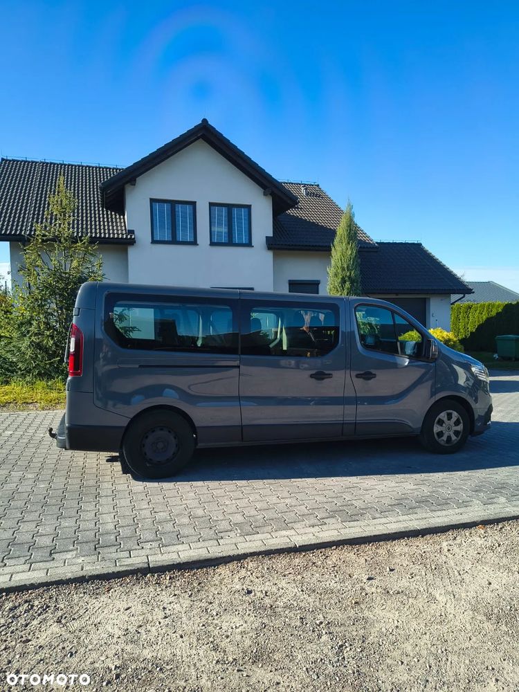Renault Trafic 2022 photo 3