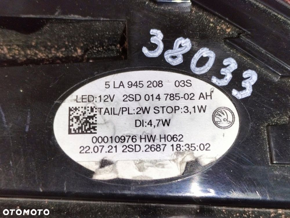 Lampa tylna tył prawa SKODA ENYAQ 21- LED - 8