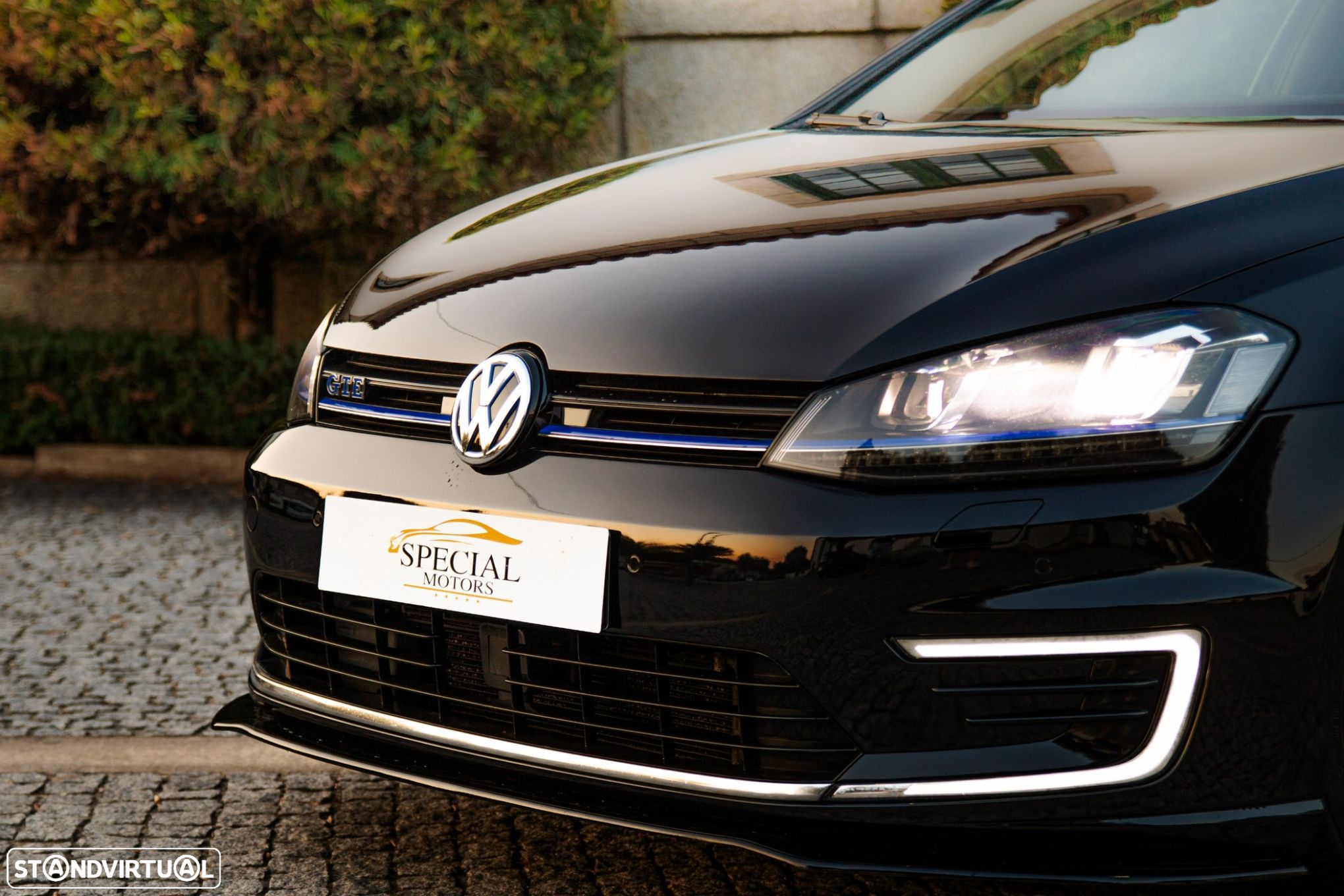 VW Golf 1.4 GTE Plug-In-Hybrid DSG - 2