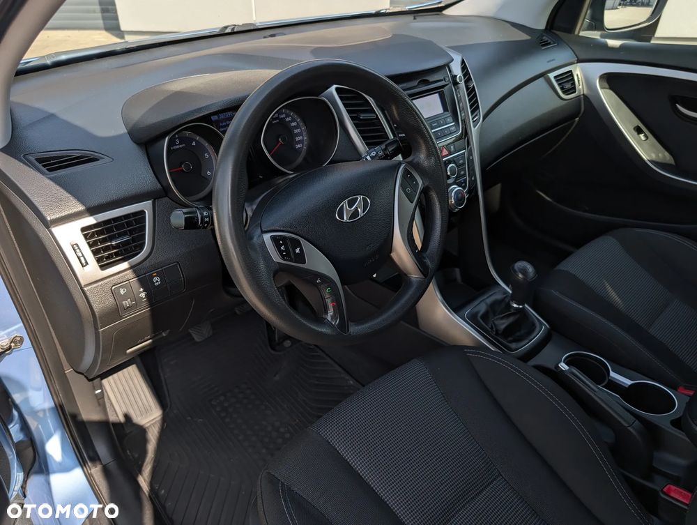 Hyundai i30 1.6 CRDi Comfort - 26