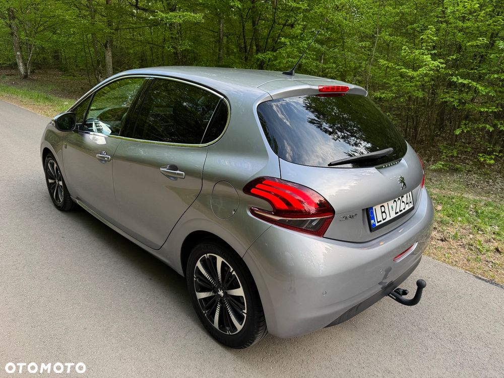 Peugeot 208 PureTech 110 Stop & Start EAT6 Tech Edition - 8