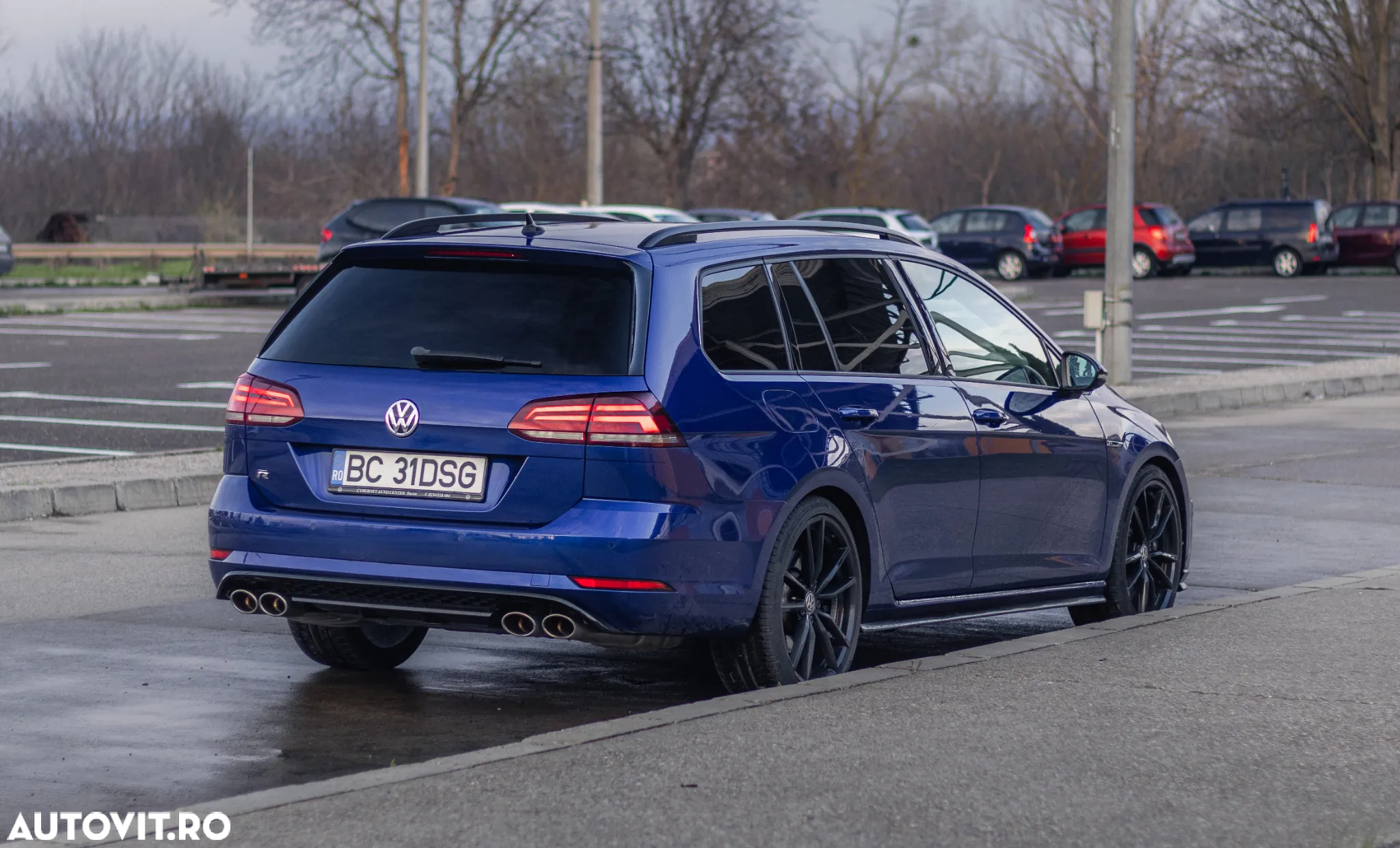 Volkswagen Golf Variant R 2.0 TSI OPF 4Motion DSG - 8