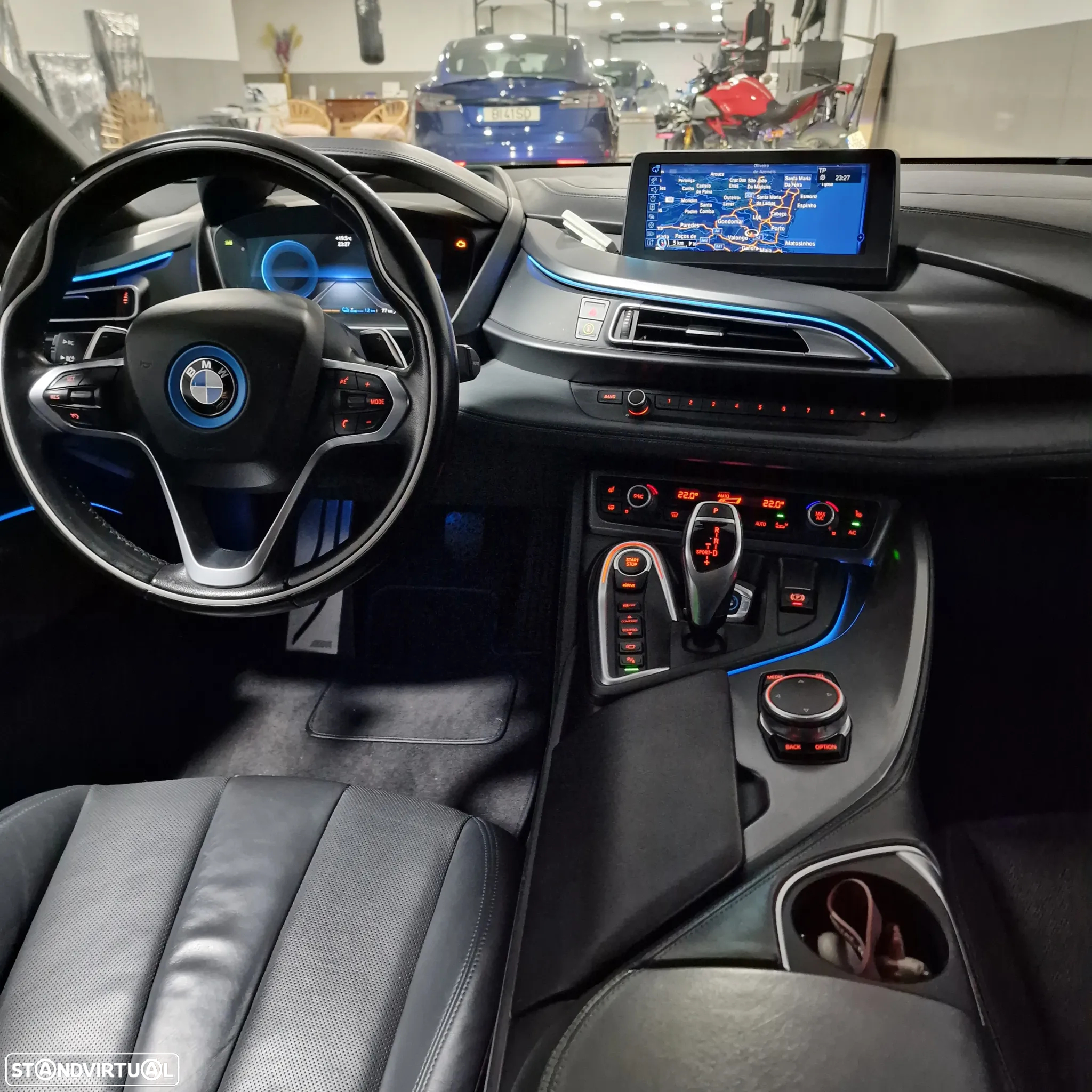 BMW i8 Standard - 8