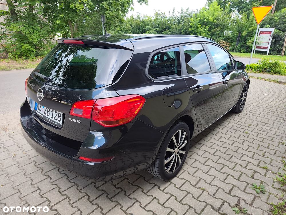 Opel Astra 1.4 Turbo 150 Jahre - 6