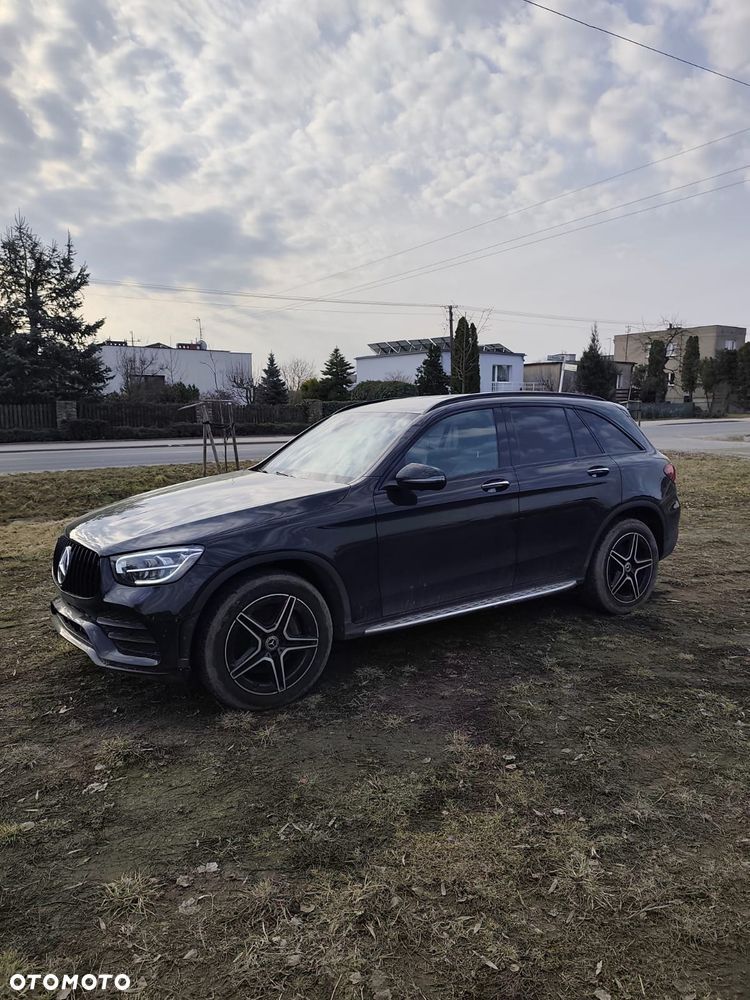 Mercedes-Benz GLC - 1