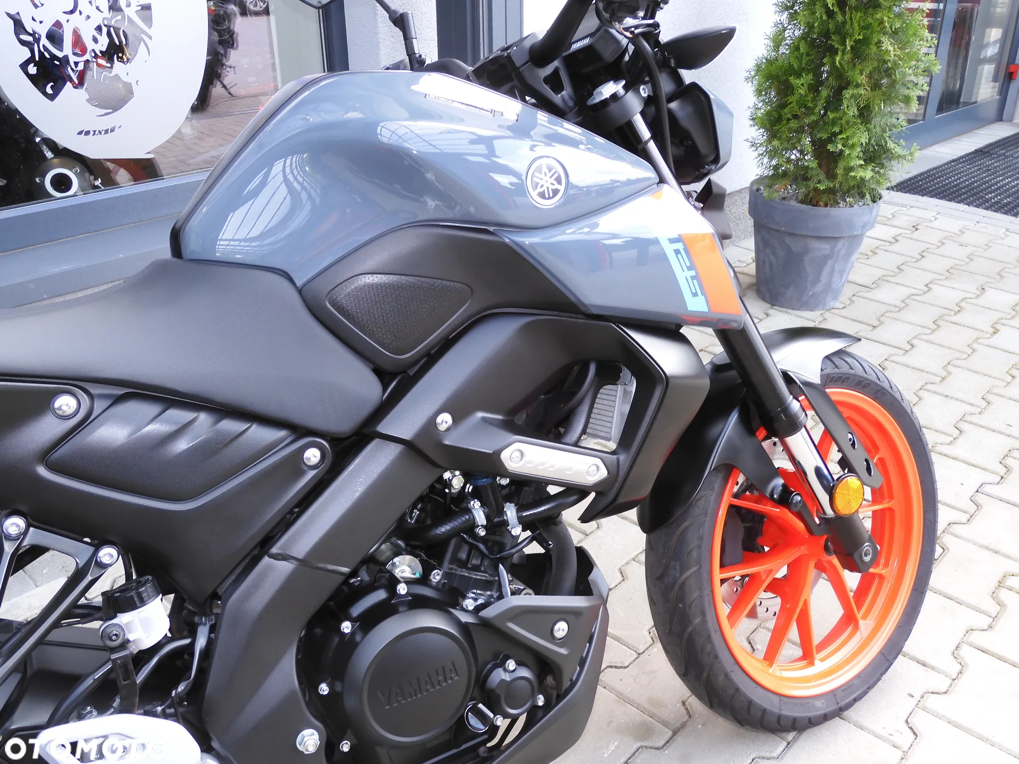 Yamaha MT - 10