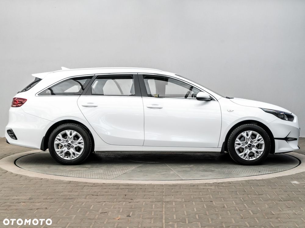Kia Ceed 1.5 T-GDI M - 5