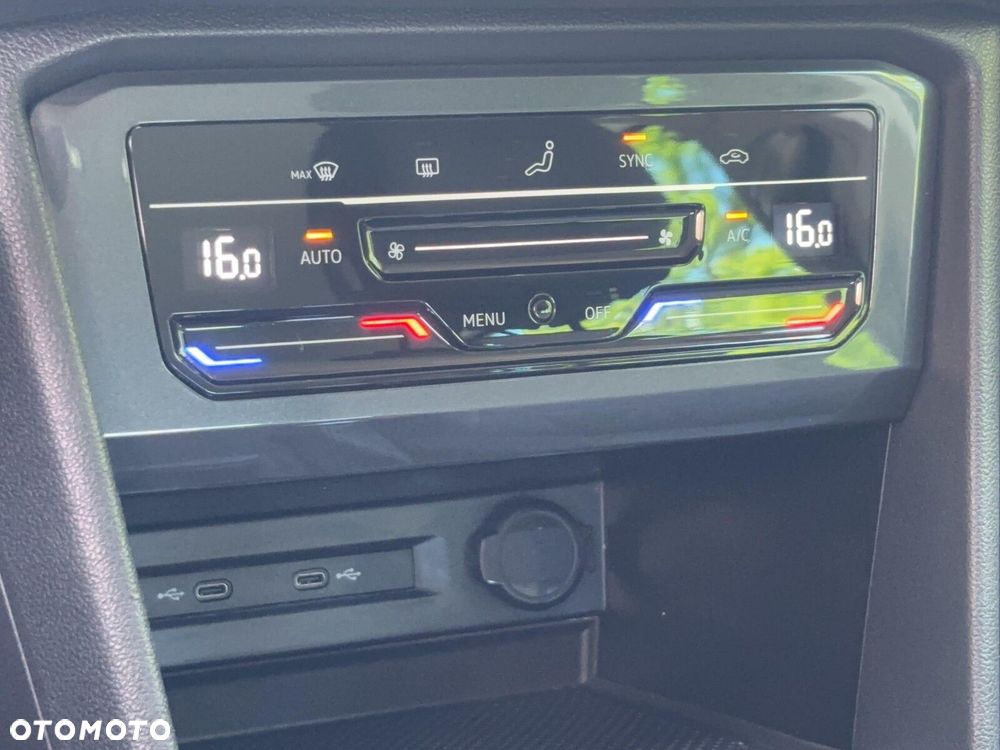 Volkswagen Tiguan 1.5 TSI EVO Elegance DSG - 28
