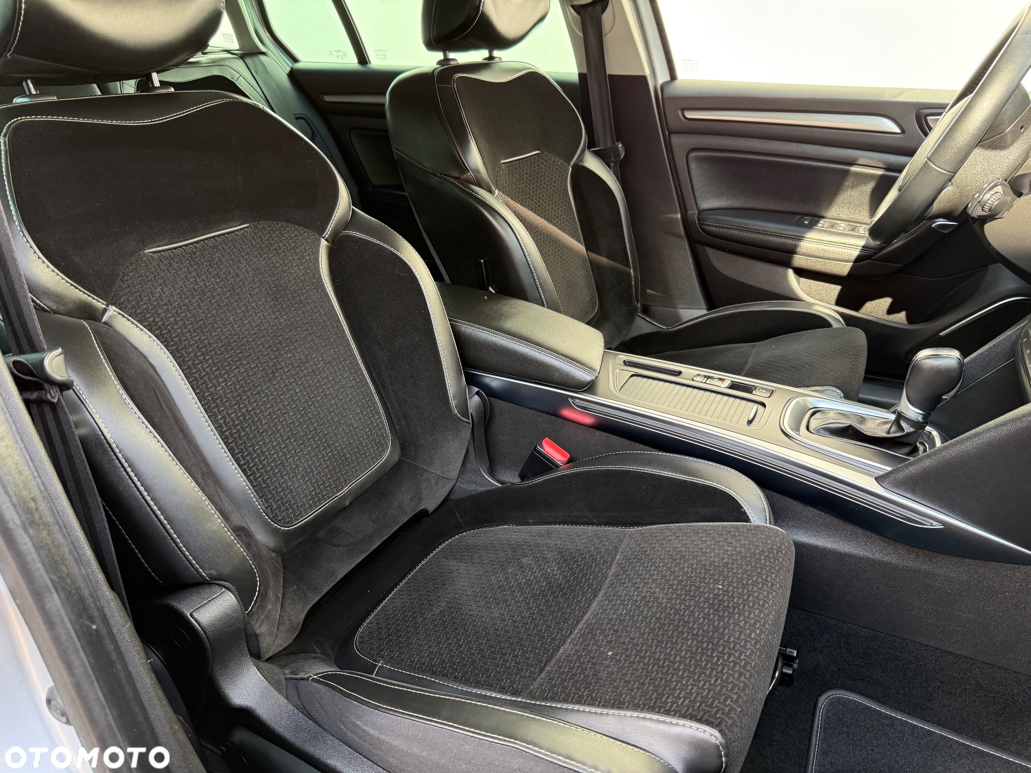 Renault Megane 1.5 dCi Bose EDC - 27