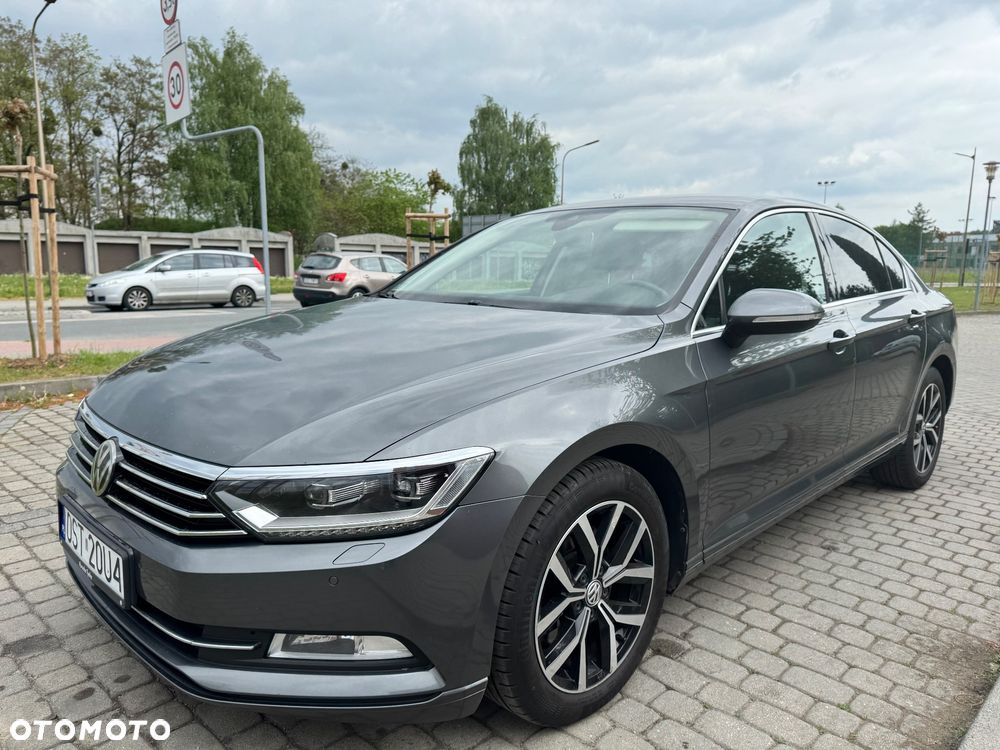 Volkswagen Passat 2.0 TDI BMT Comfortline DSG - 1