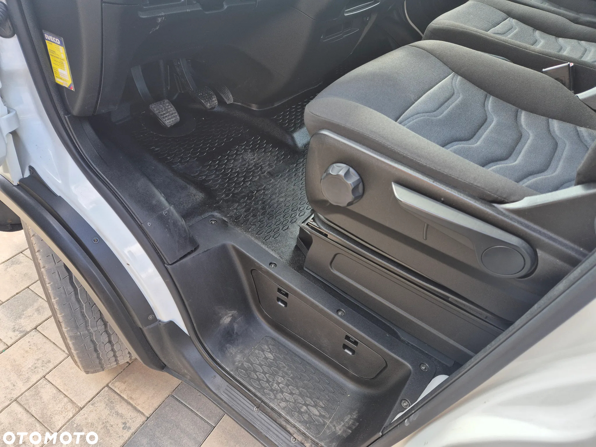 Iveco DAILY 35S16 3.0 SUPER STAN 269.000 RAMA 4.10 ROZSTAW SKRZYNIA - 19