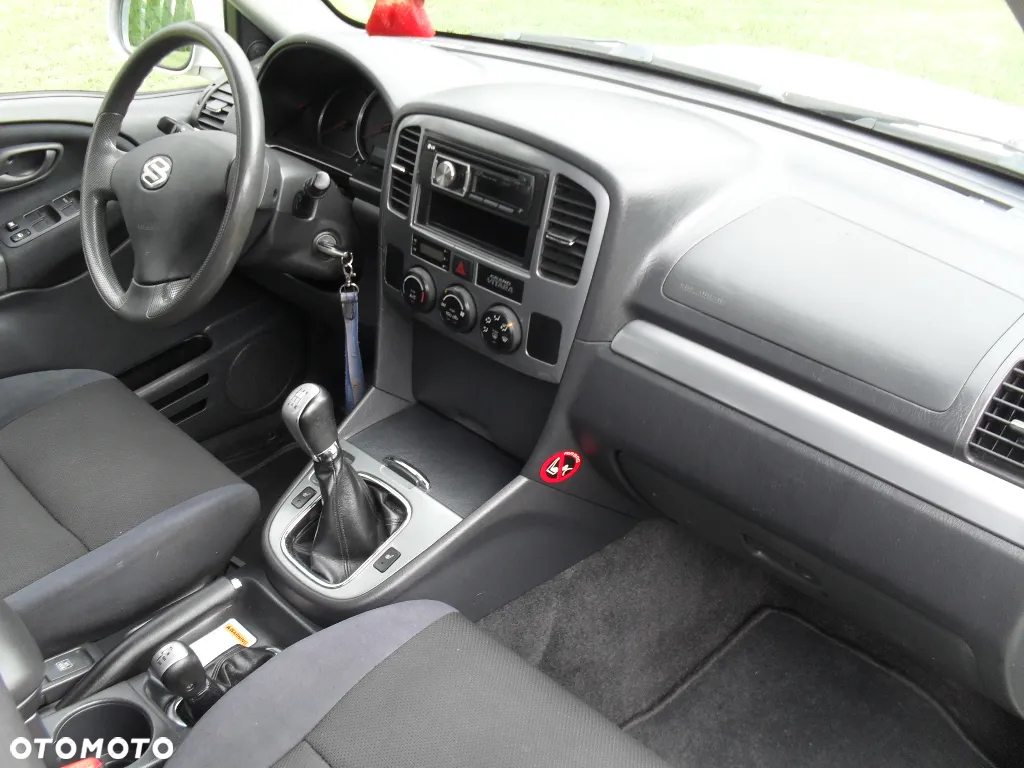 Suzuki Grand Vitara 2.0 HDi - 14