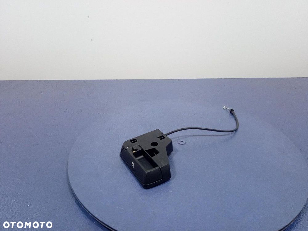 BMW M2 F87 F22 DŹWIGNIA SKŁADNIA FOTELI TYŁ TYLNE 1241780 - 1