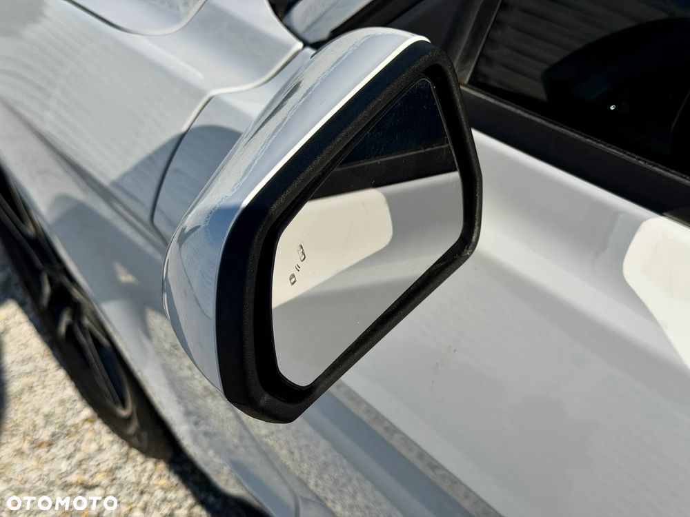 Ford Mustang 2.3 EcoBoost - 32