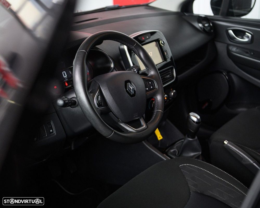Renault Clio 0.9 TCe Limited - 22