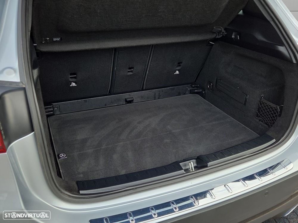 Mercedes-Benz GLA 180 d AMG Line - 24