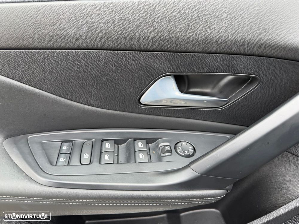 Peugeot E-408 58 kWh Allure - 30