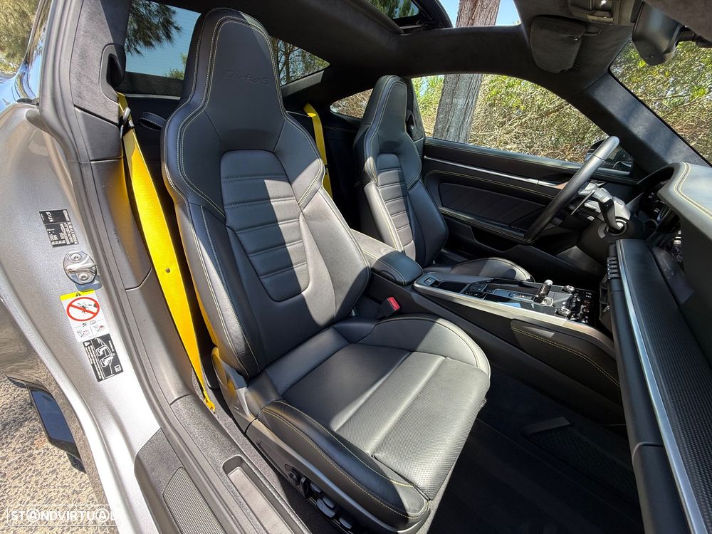 Porsche 911 (992) Turbo S - 25