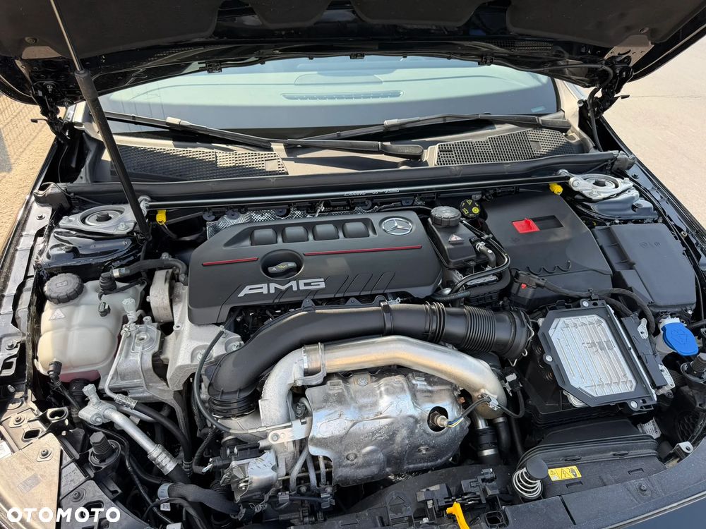Mercedes-Benz CLA AMG 35 mHEV 4-Matic 8G-DCT - 28