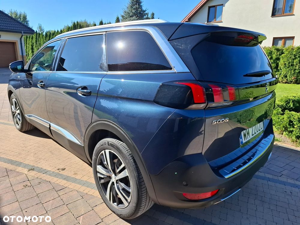 Peugeot 5008 - 8