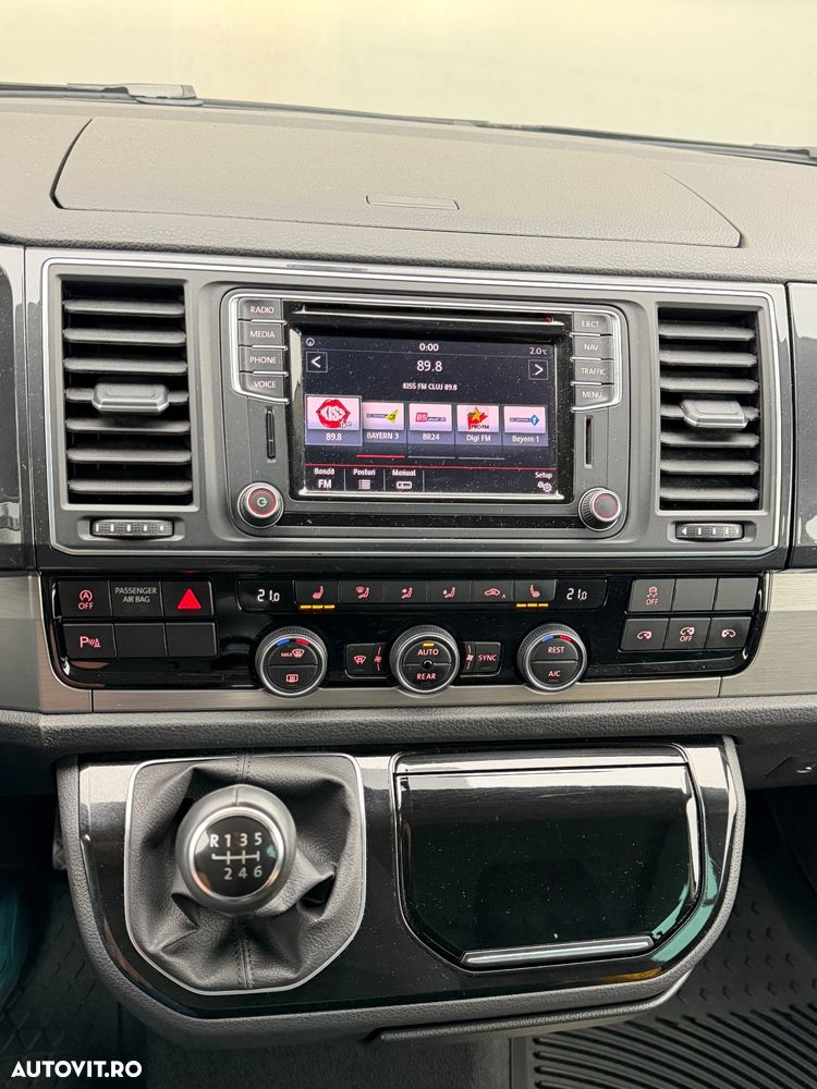 Volkswagen Multivan - 19