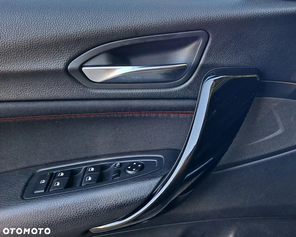 BMW Seria 1 120d Sport-Aut Sport Line - 29