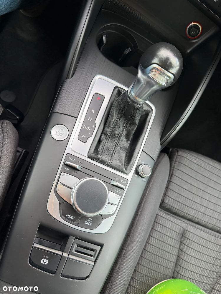 Audi A3 Sportback 1.4 TFSI e-tron S line Sportpaket - 37
